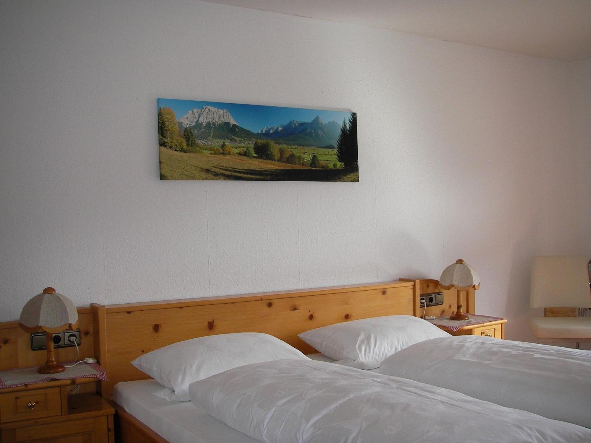 Gaestehaus Attenhauser Унтераммергау Номер фото